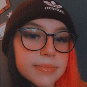 Meet your Posher, Ivy